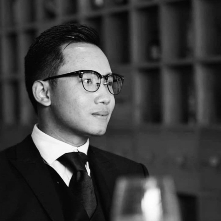 Daniel	Htut